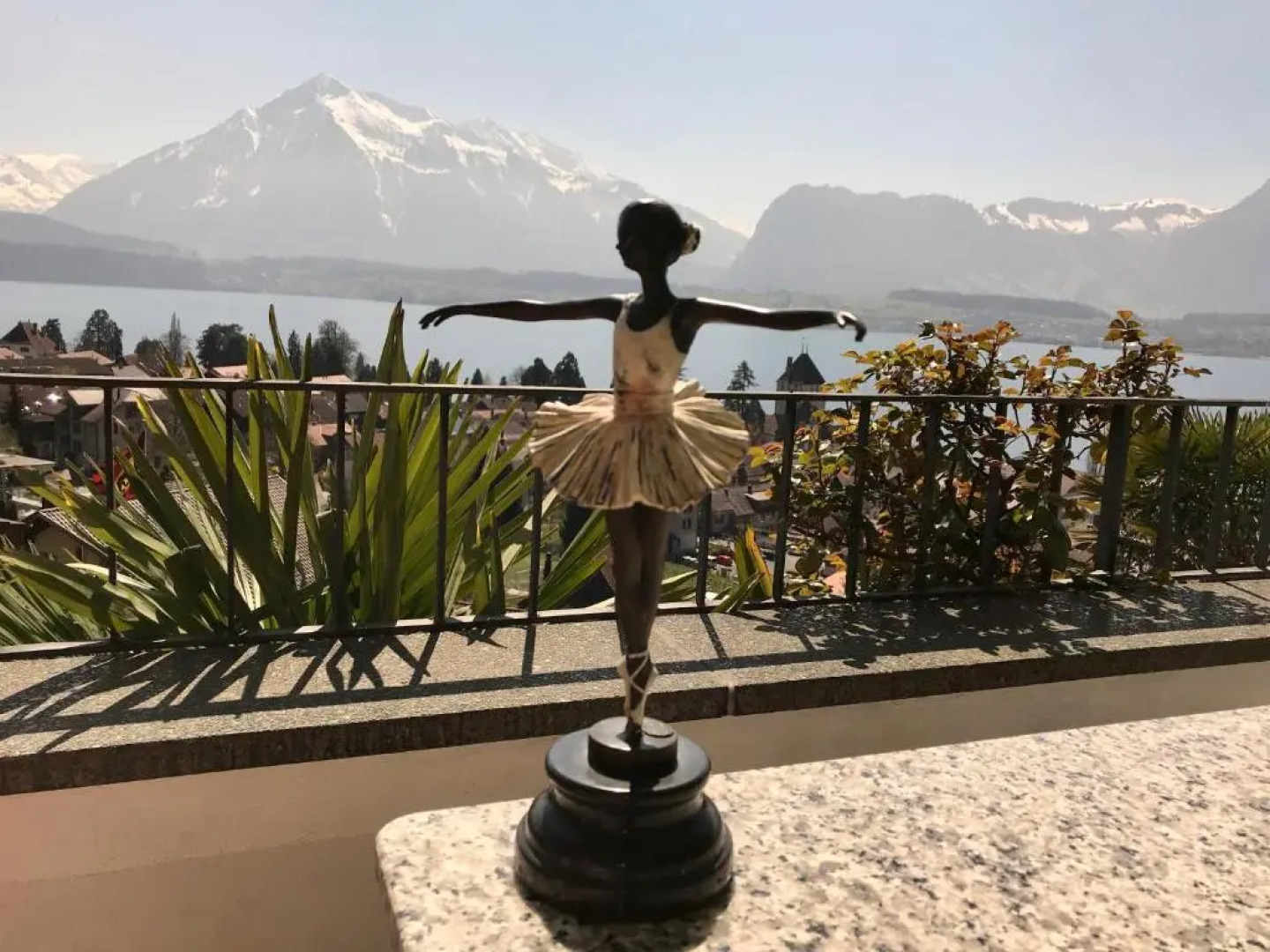 Otium - Luxury Lake View