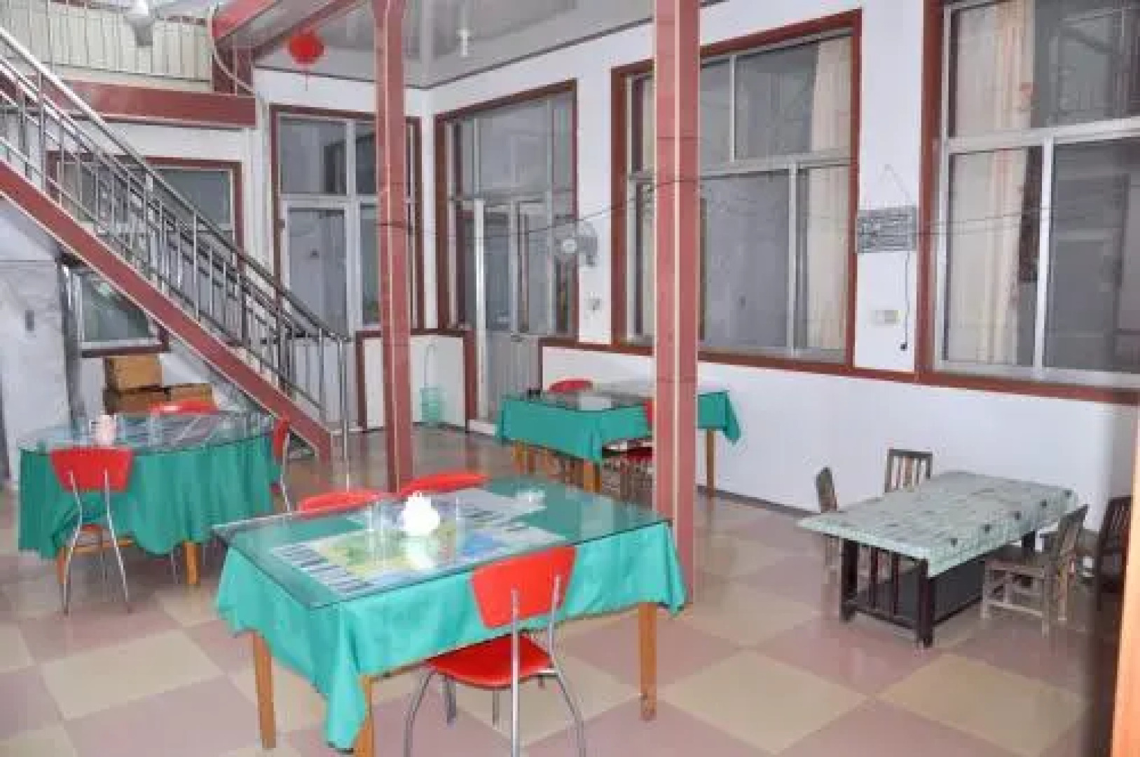 Wujiatai Fenggaoyujia Guesthouse