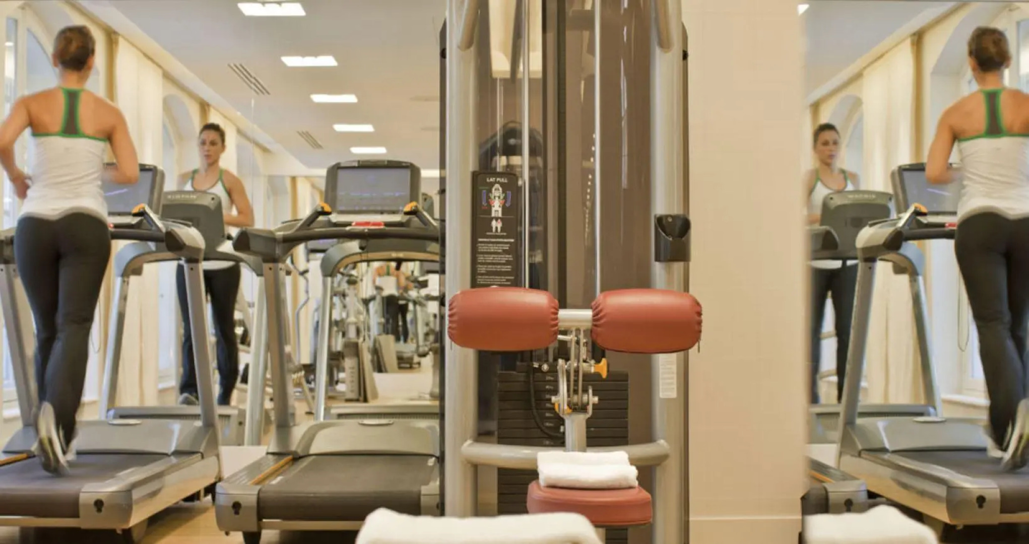 Отель Le Bristol Paris