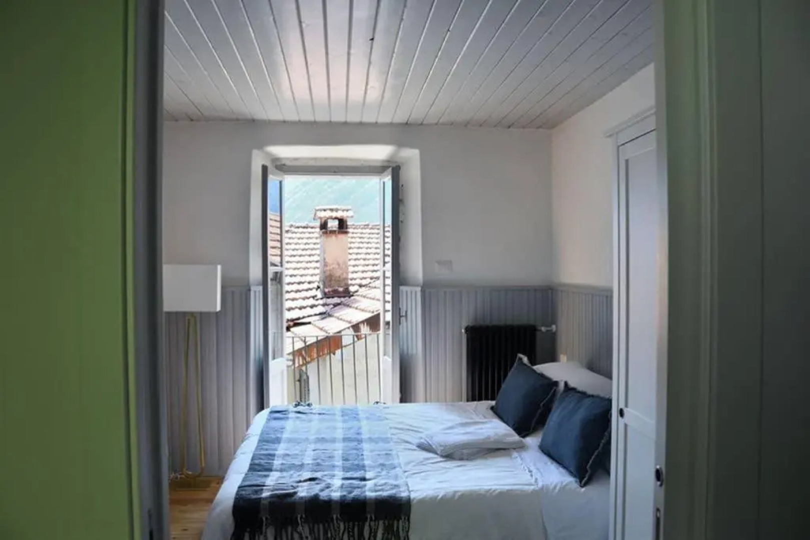 Rocks apartment Colonno