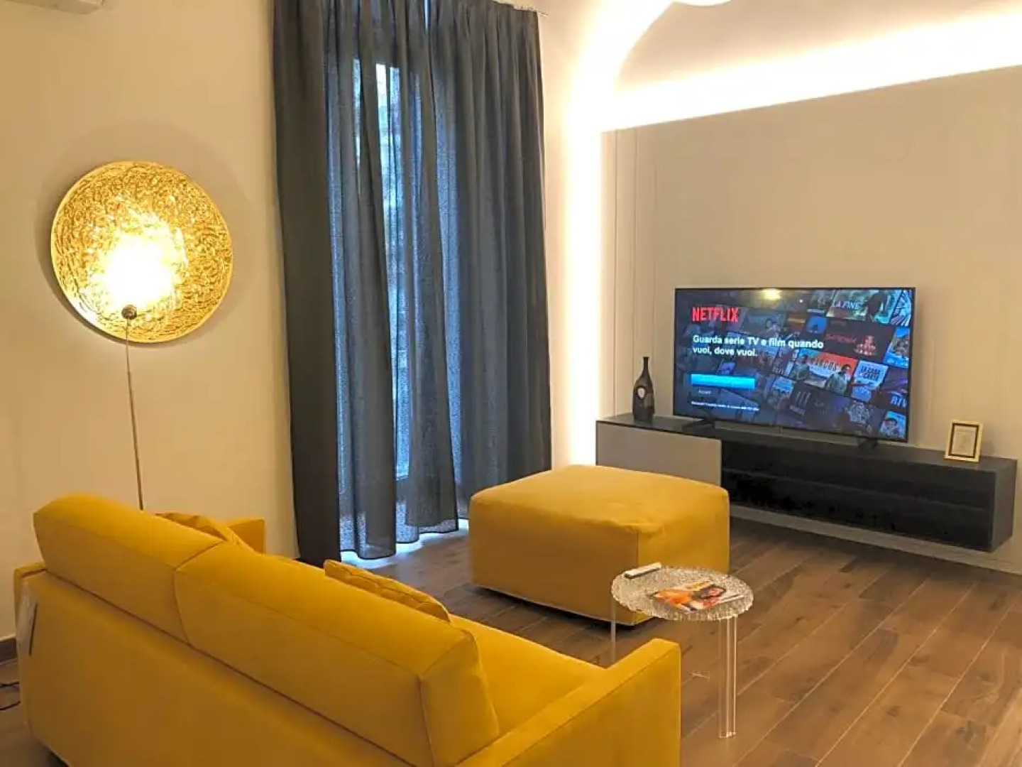 Tropicana Room Bed  Breakfast