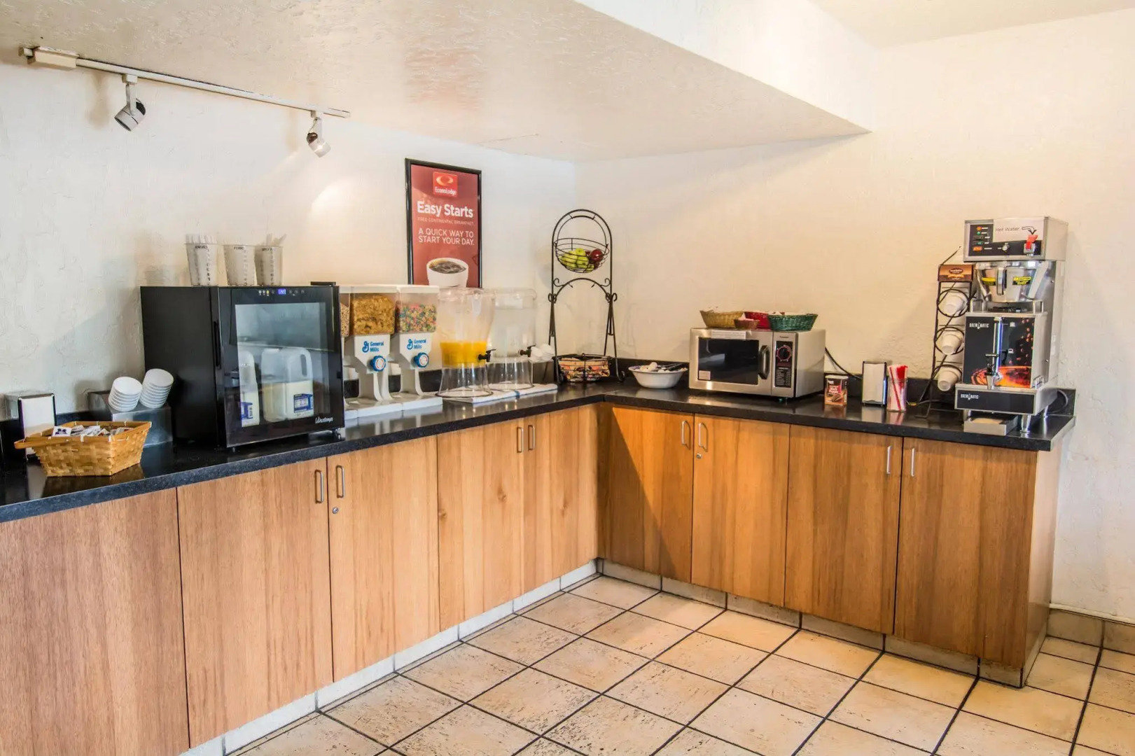 Econo Lodge & Suites Spokane