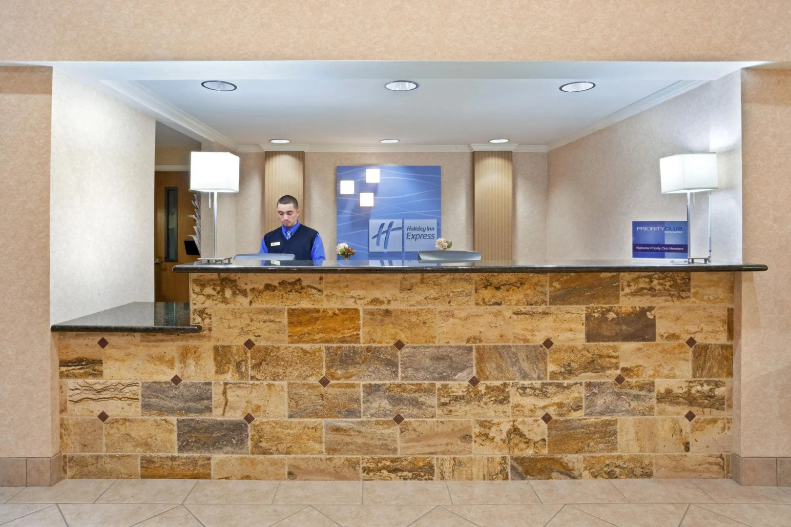 La Quinta Inn & Suites by Wyndham Yakima Downtown