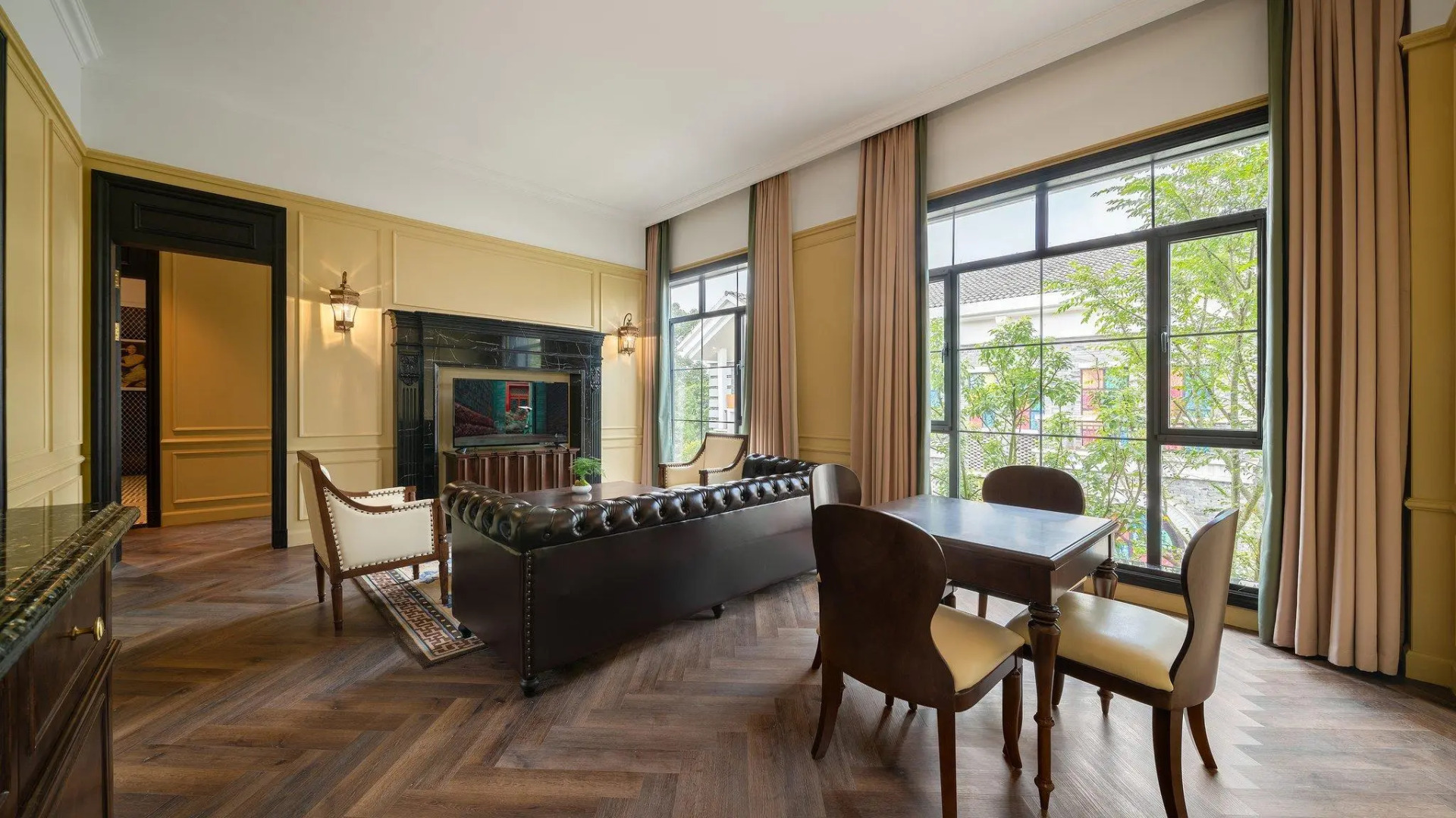 Hotel Indigo Heilong Lake by IHG