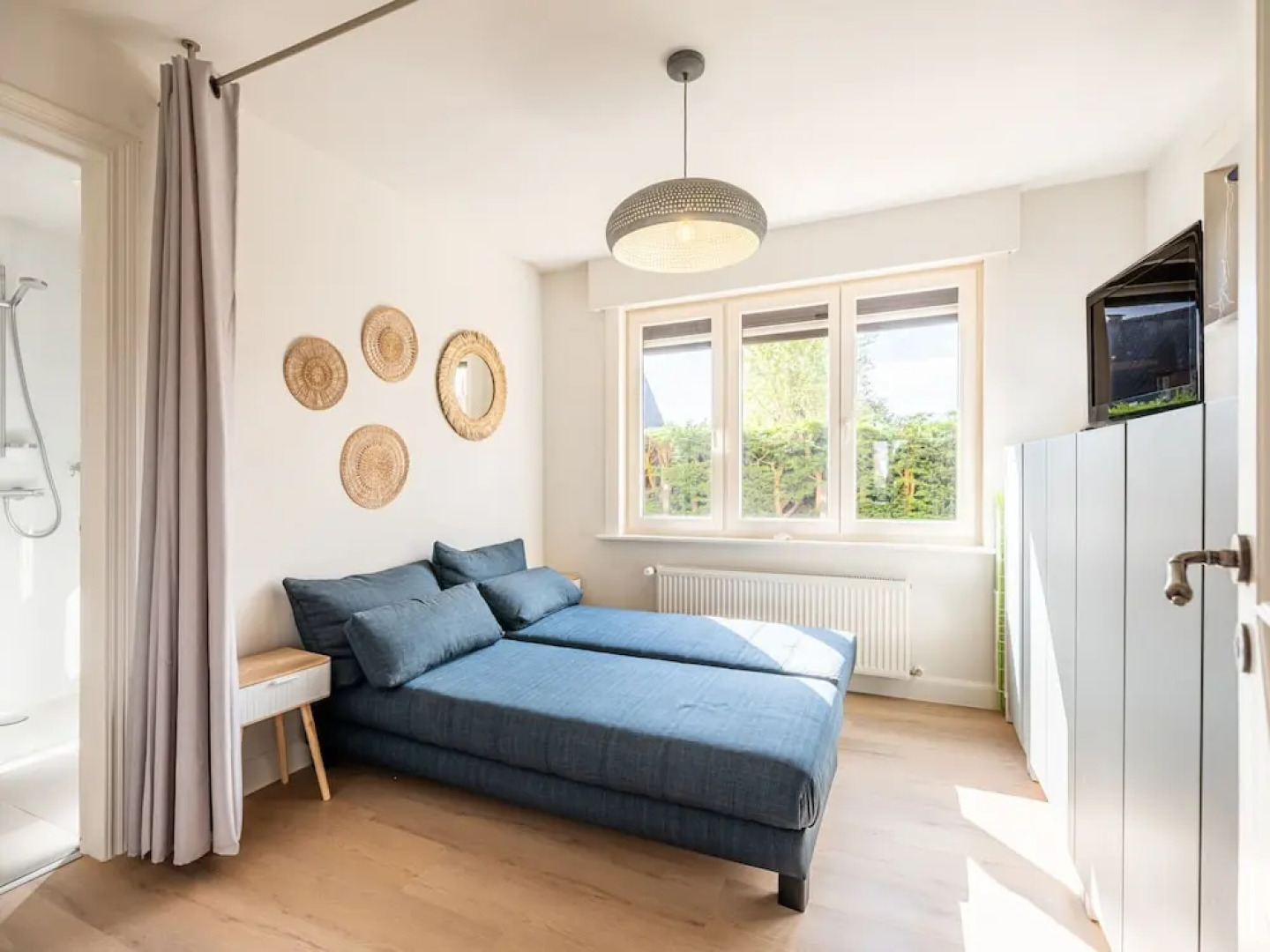 Villa Near Sea With BBQ and Play Attic