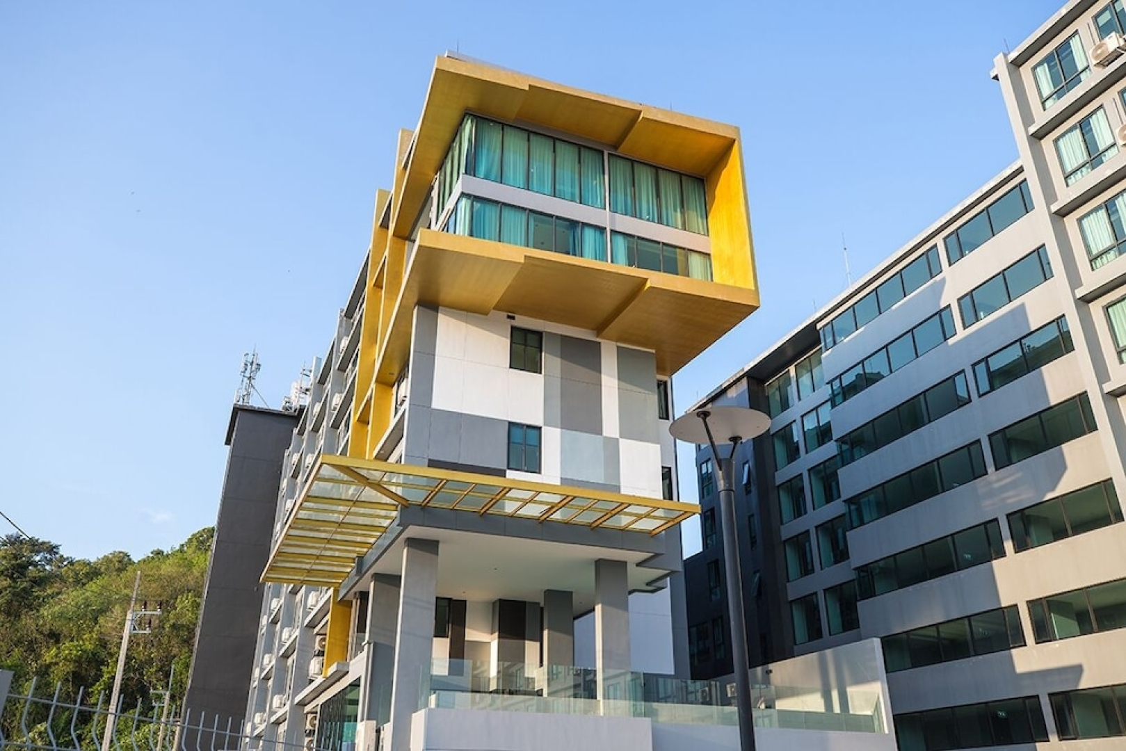 Studio Central Hillview A901