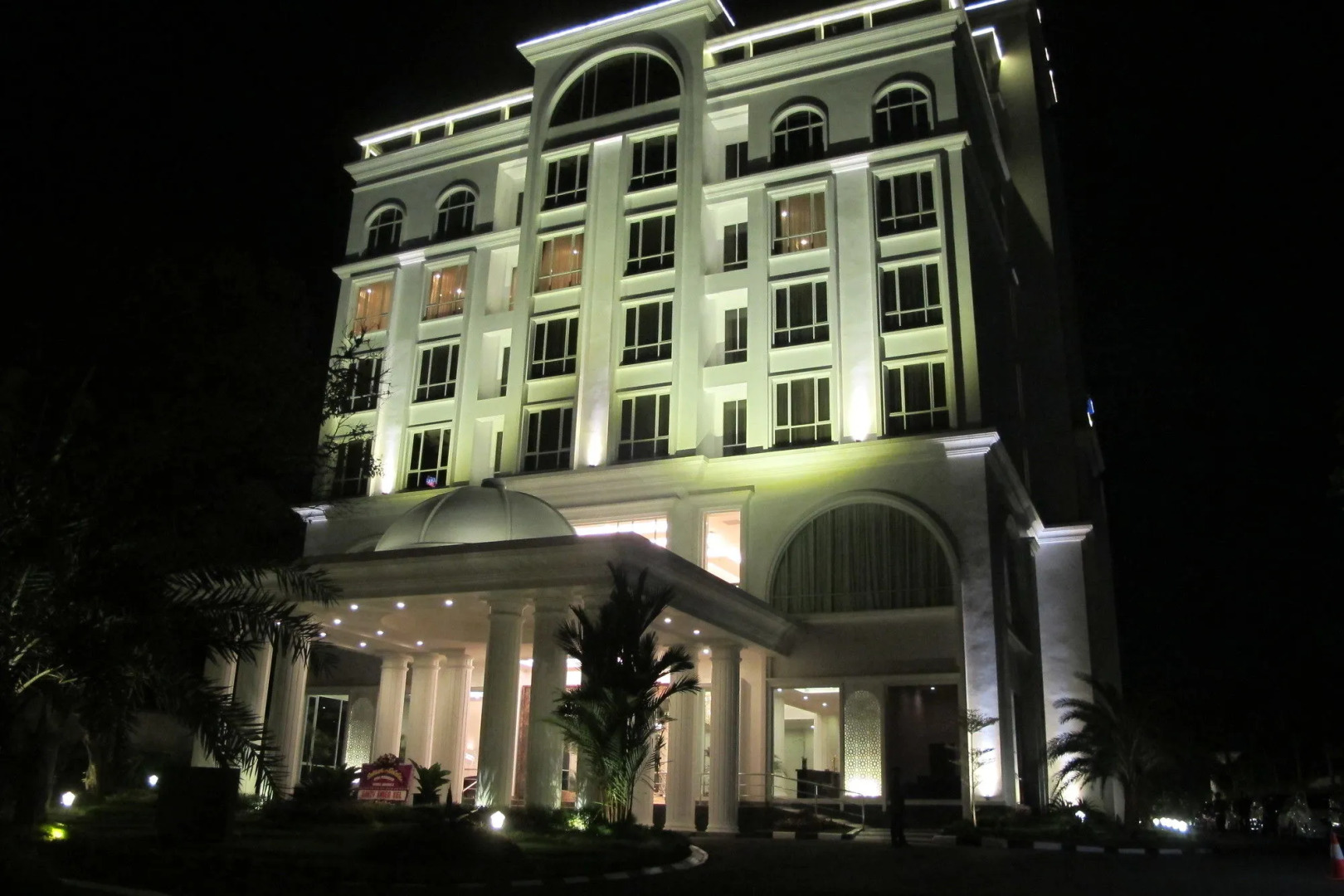 The Sahira Hotel Syariah