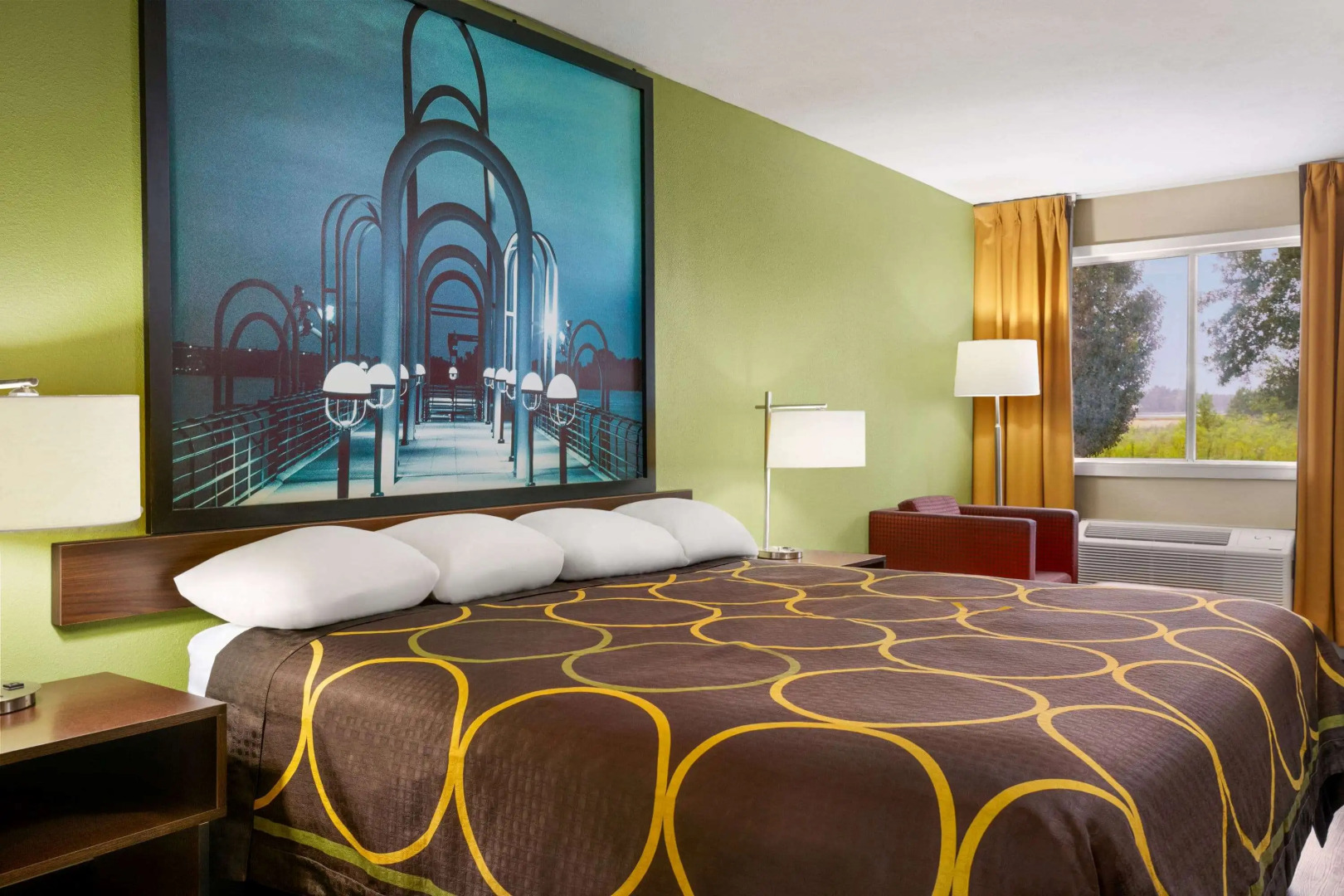 Super 8 by Wyndham Brookhaven