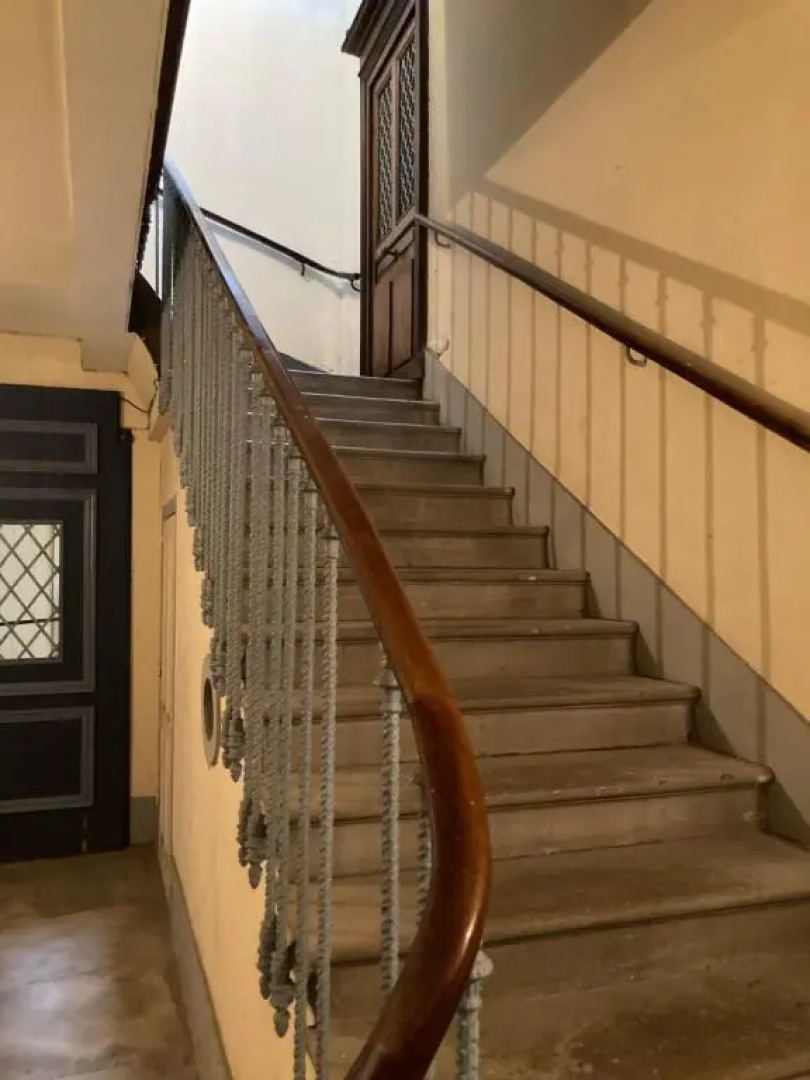 Studio standing, hyper centre, très calme