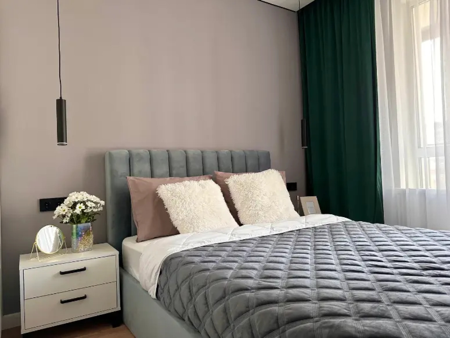 Апартаменты на Четаева 43А