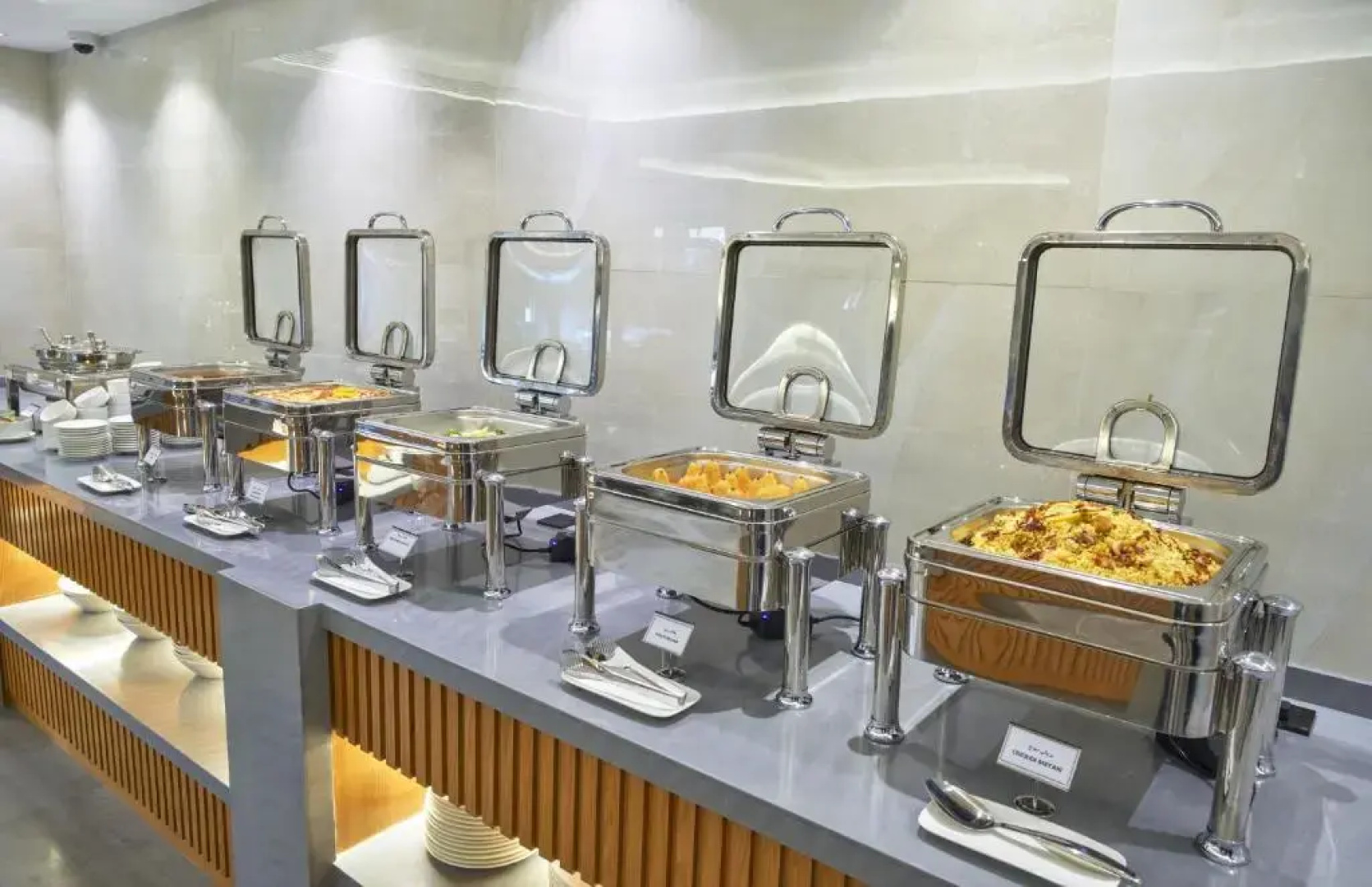 Platinum Hotel