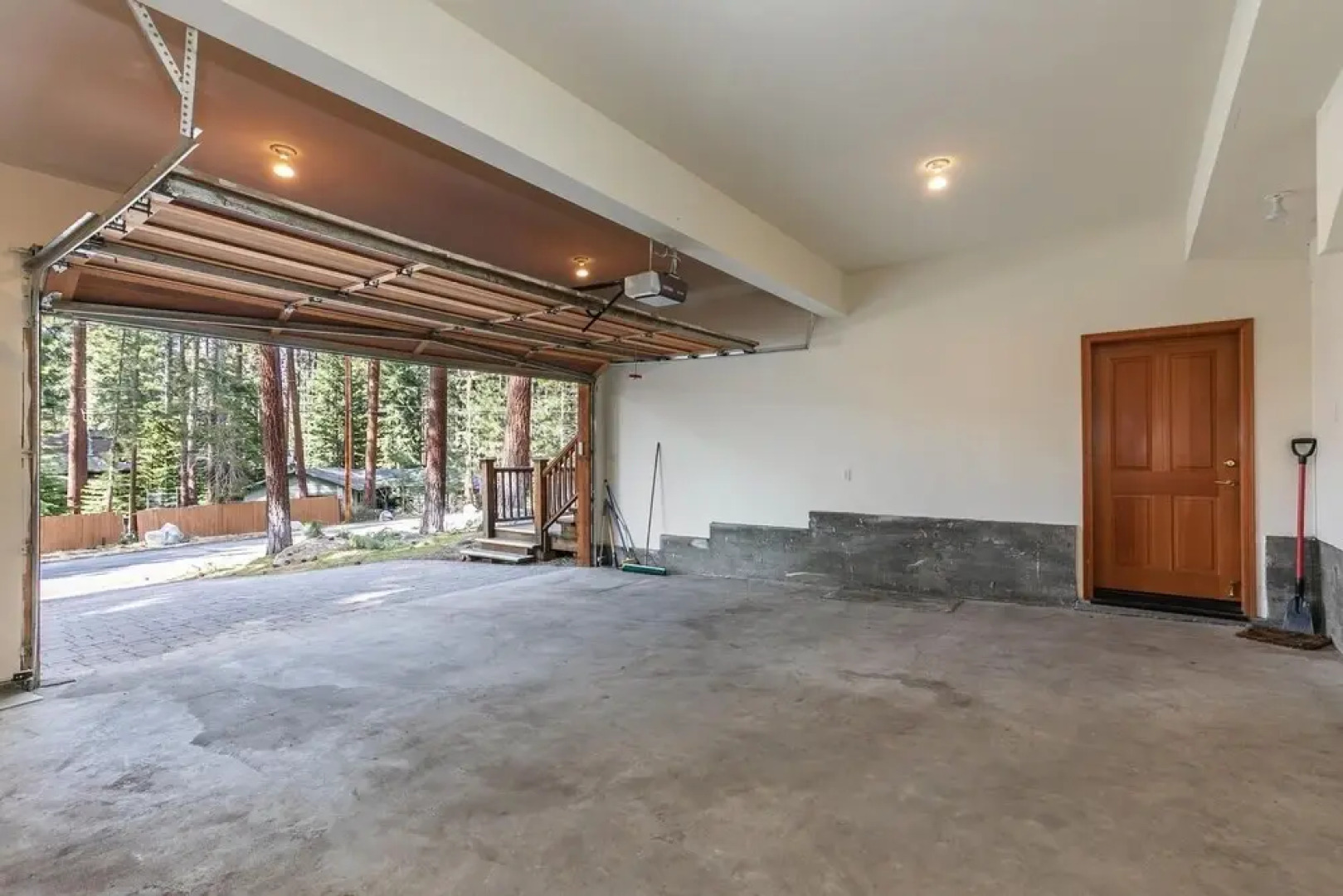 Silver Rock Lodge 5 Bedroom Home