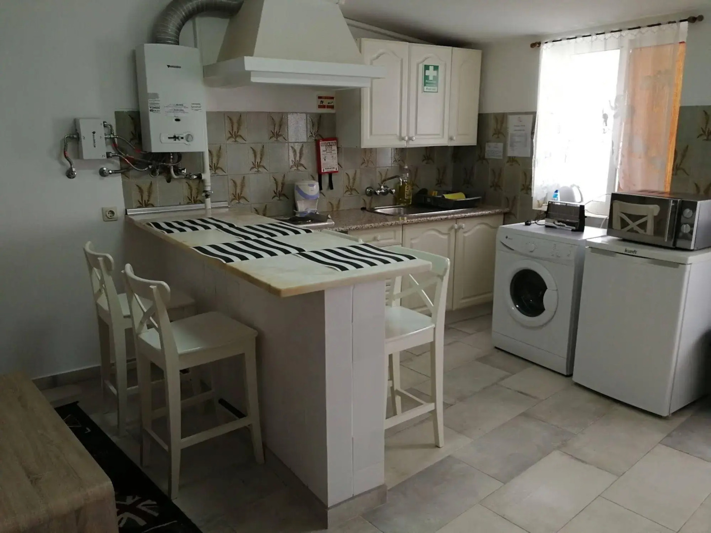 Lagos City Center Guest House & Hostel