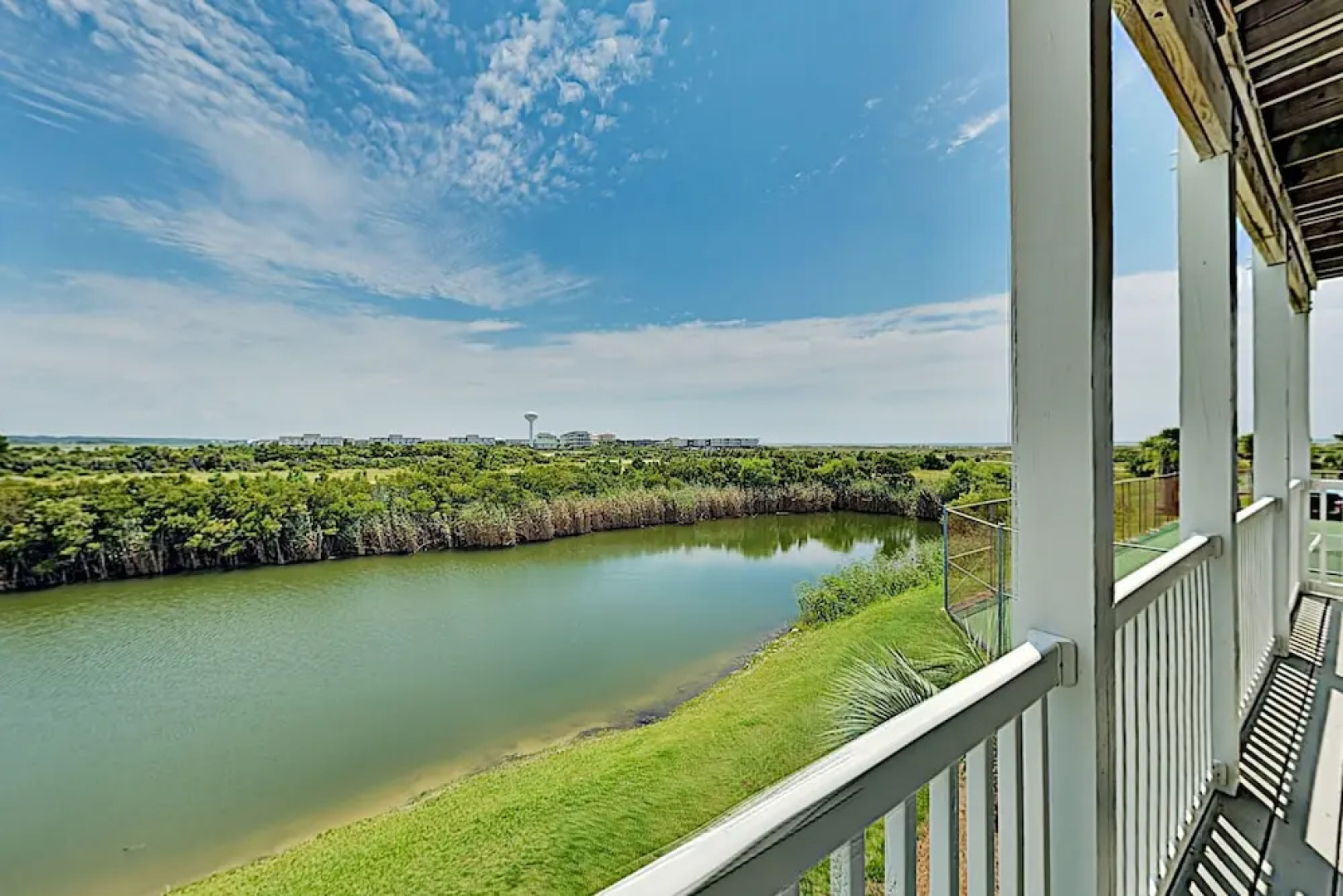 122viaol 4 Bedroom Condo