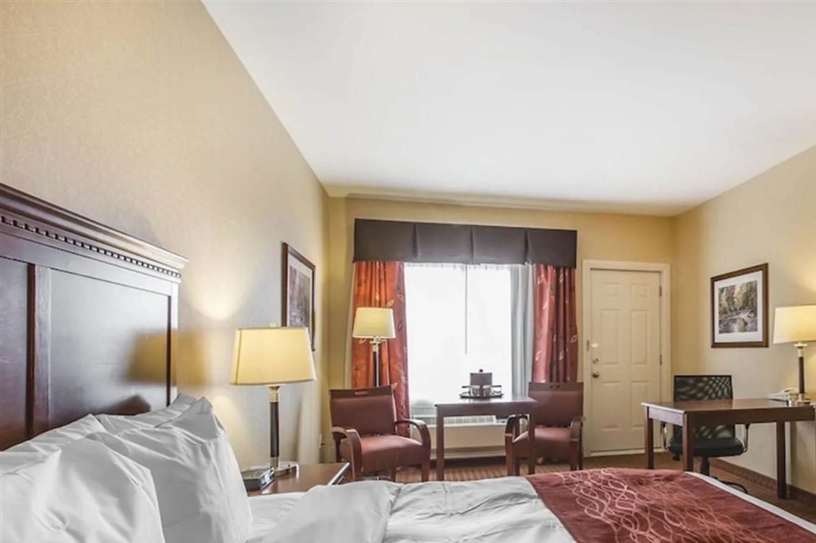 Comfort Hotel Airport