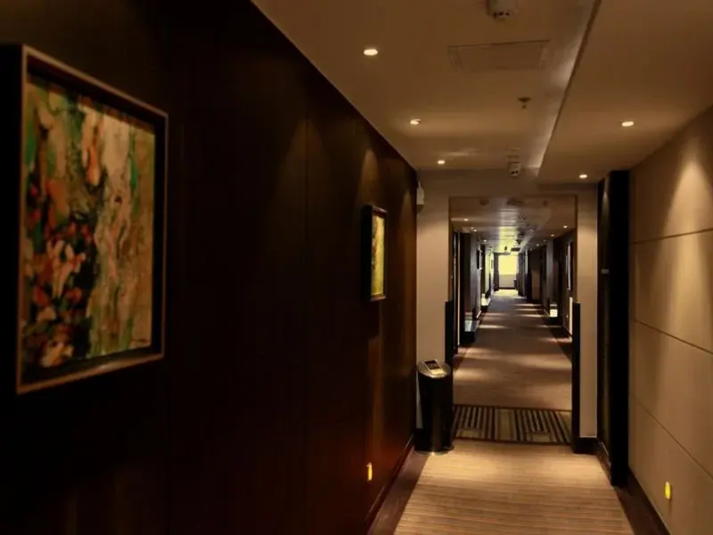 Nine Point International Hotel Chengdu