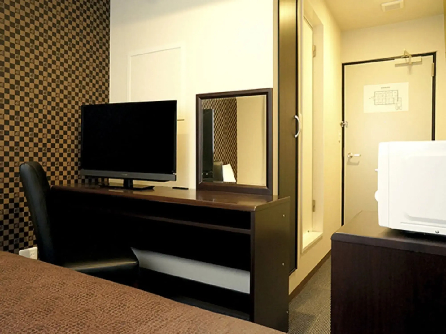 HOTEL LiVEMAX Himeji Ekimae