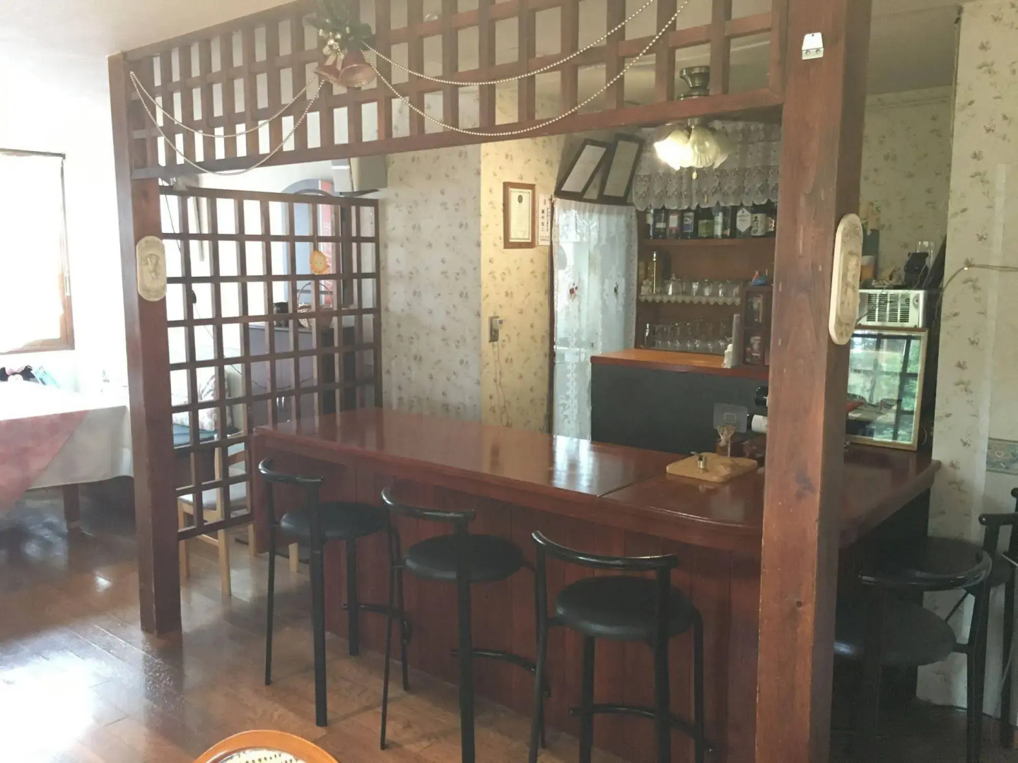 Friendly Inn People