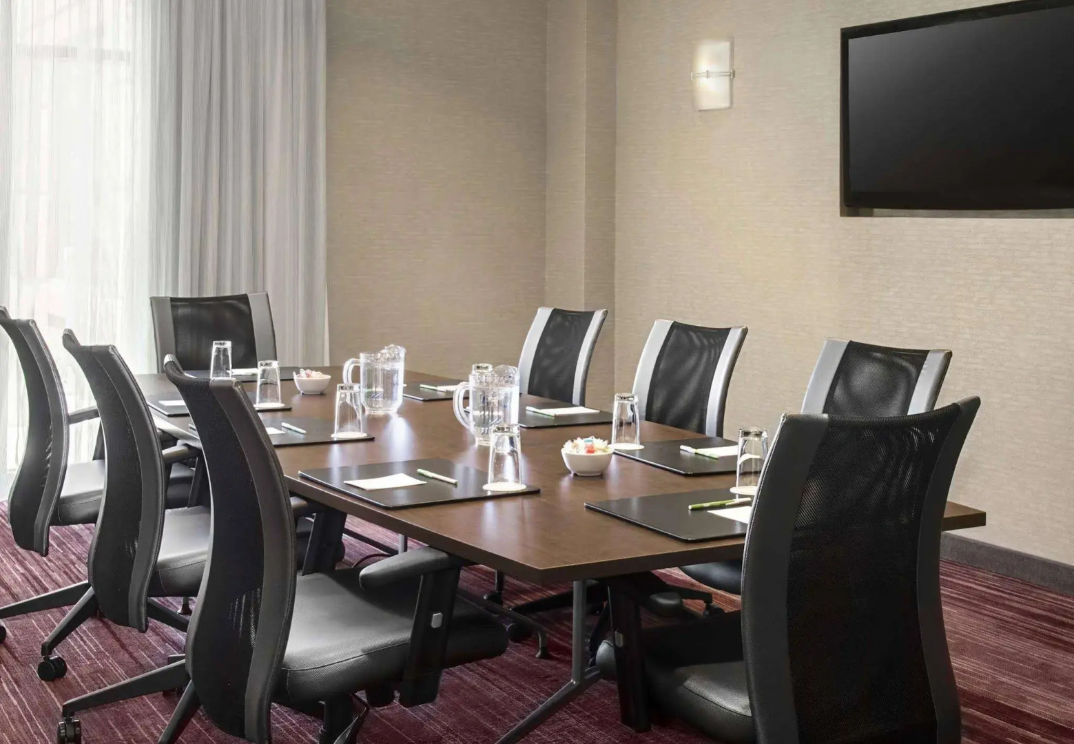 Courtyard by Marriott Newark Elizabeth