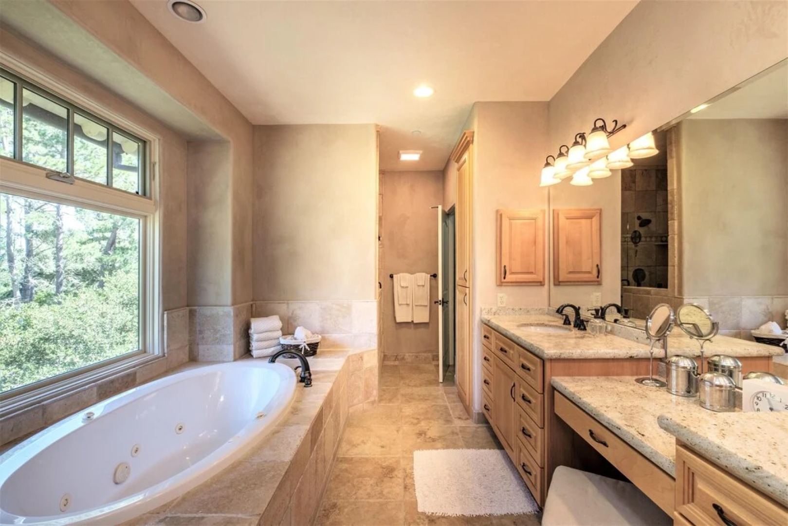 Pebble Beach Golfer Retreat