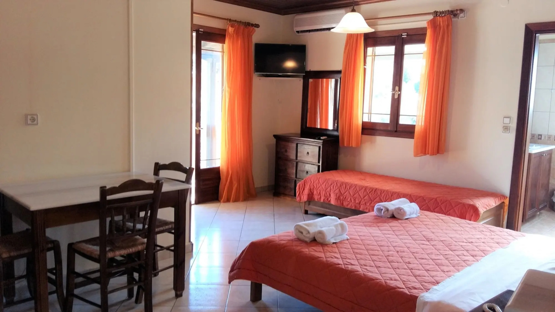 Philippos Hotel Apartments