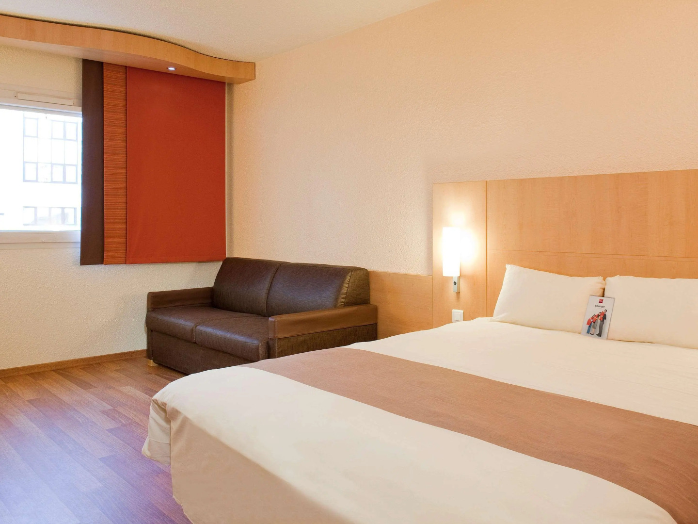 ibis Paris Pantin Eglise