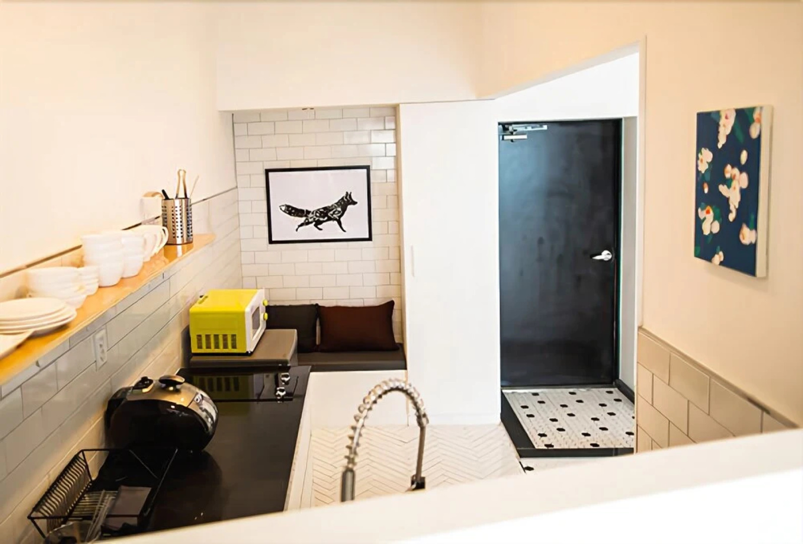 Uljin French Paper Pension