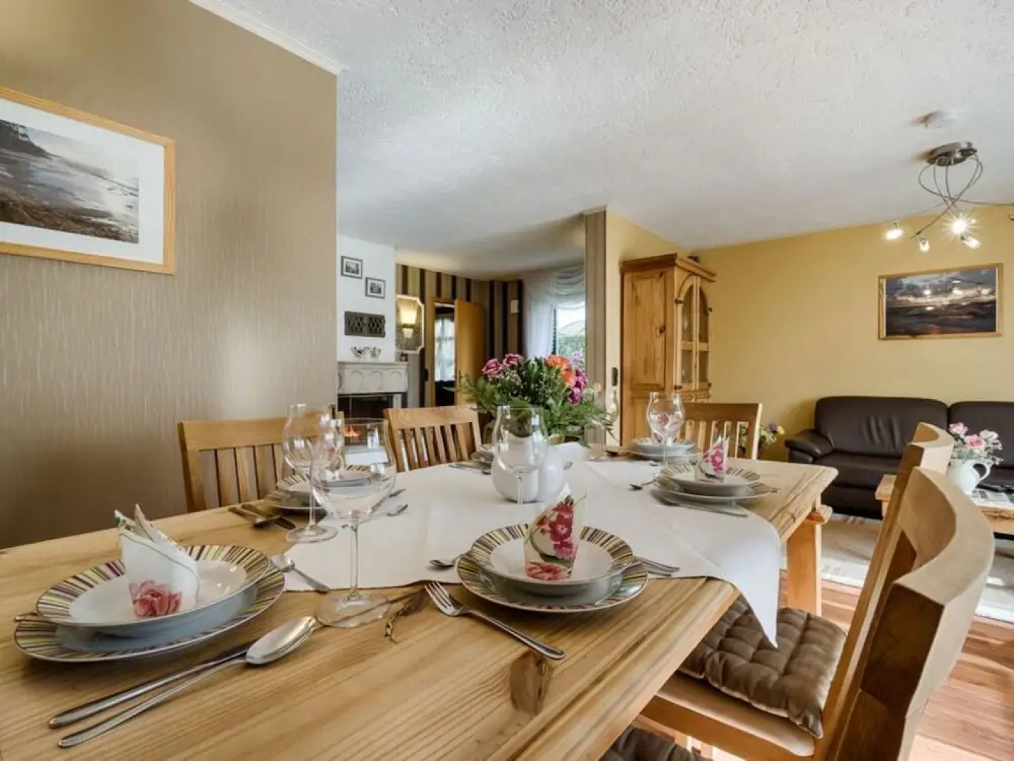 Am Rotdorn Modern Retreat