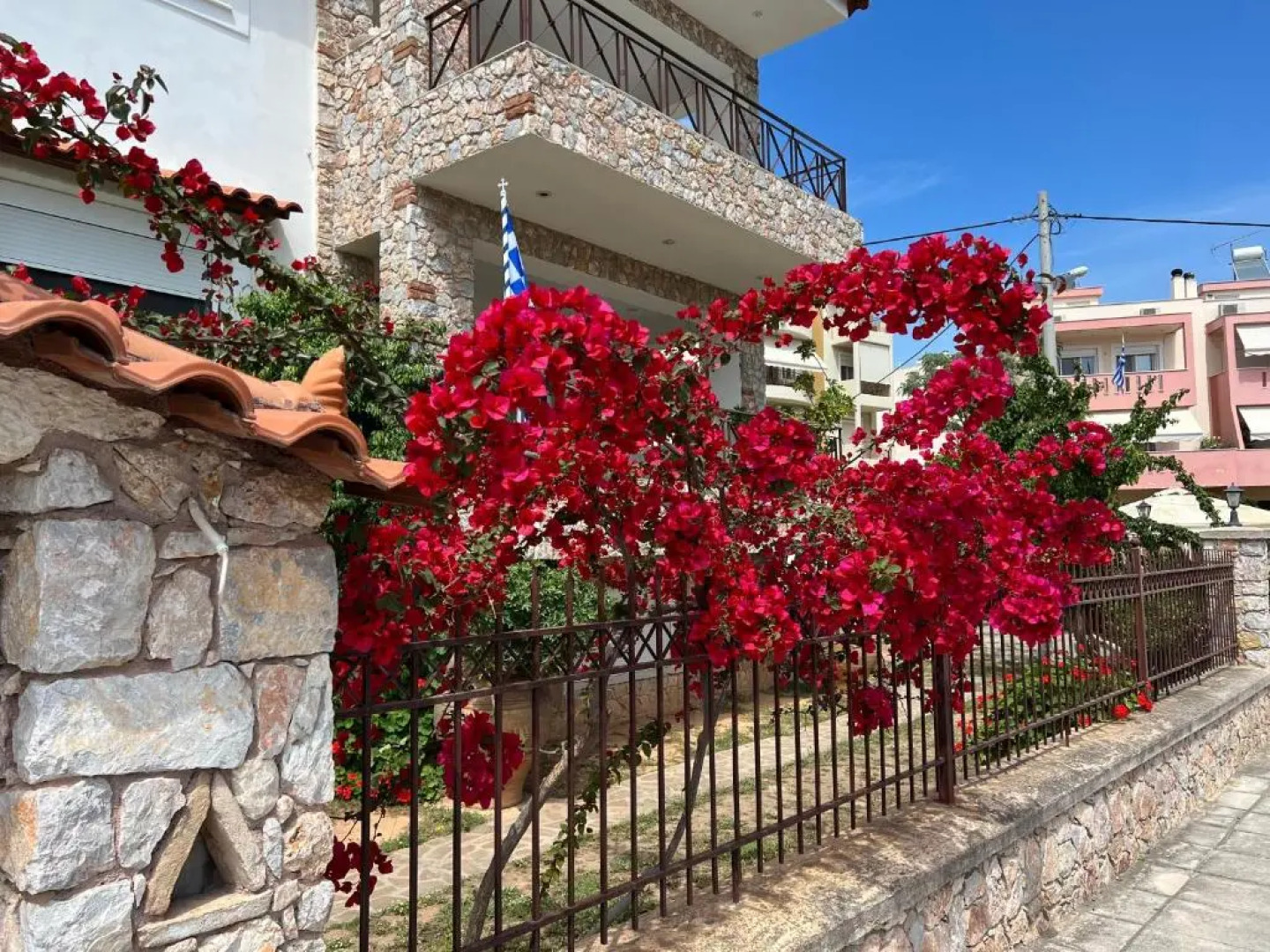 Apartment in Salamina with Garden & Sea view