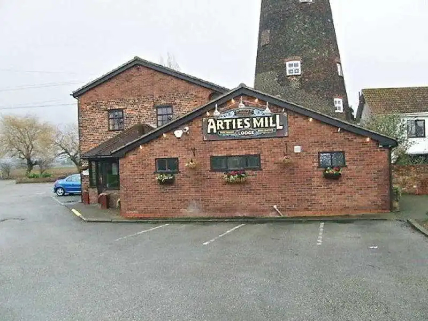Arties Mill Lodge
