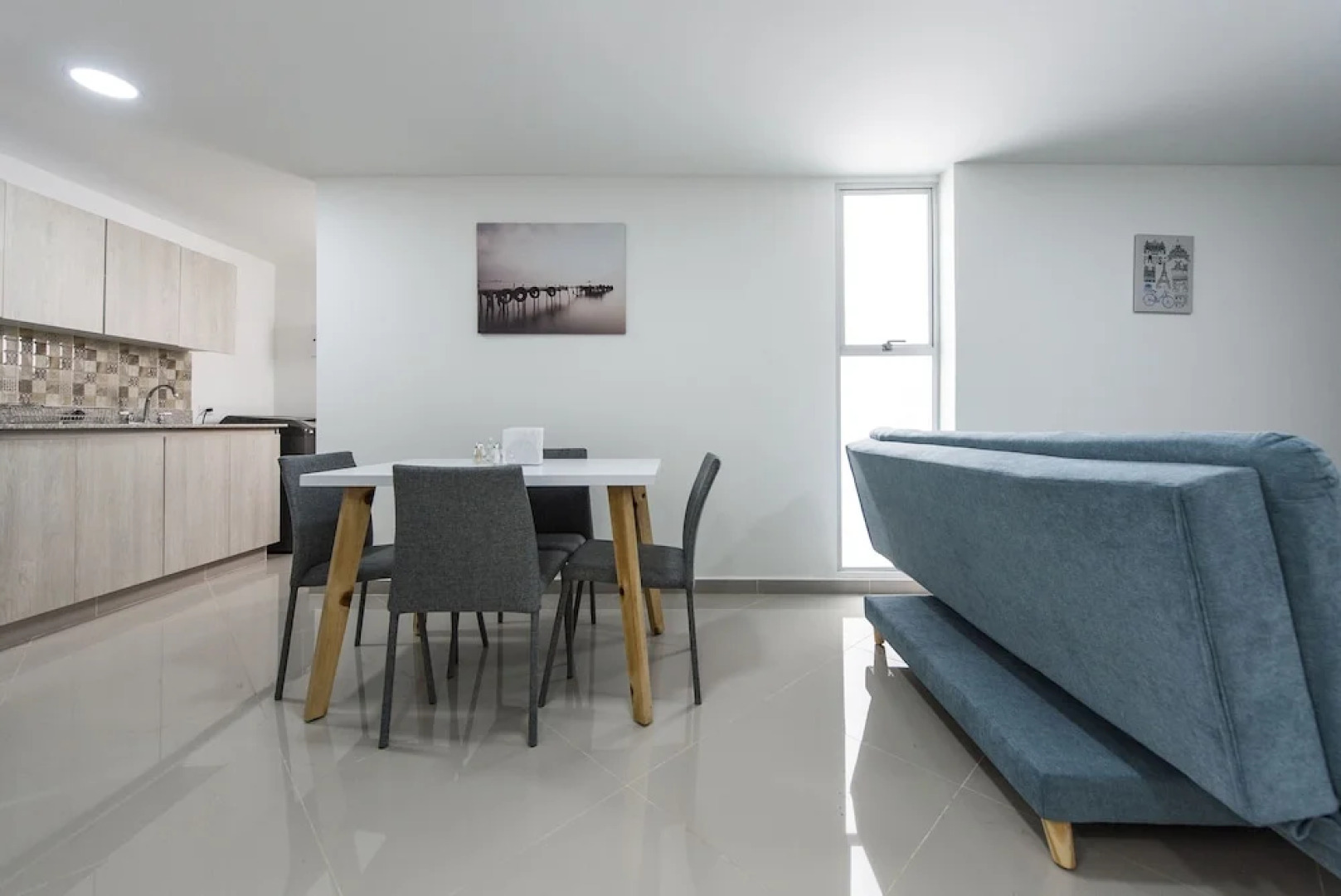 Edificio Portal del Parque by Nomad Guru