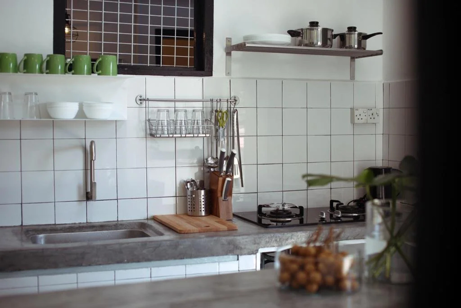 Stay Songsong Mount Erskine