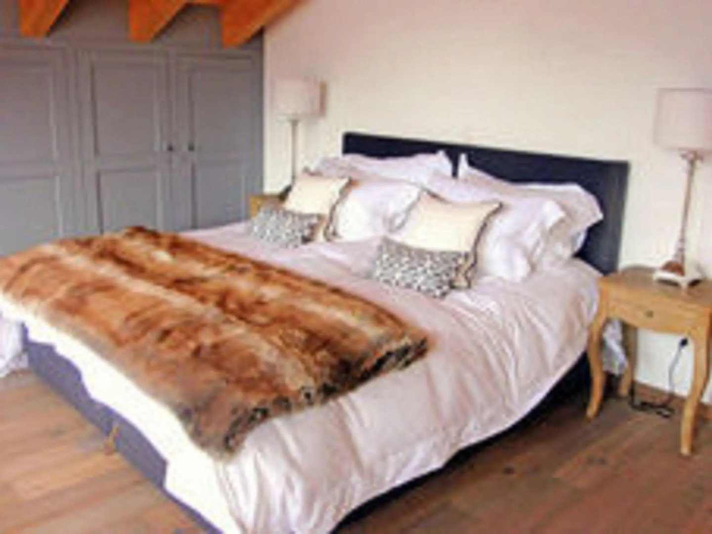 Lavish Holiday Home in Heremence With Balcony