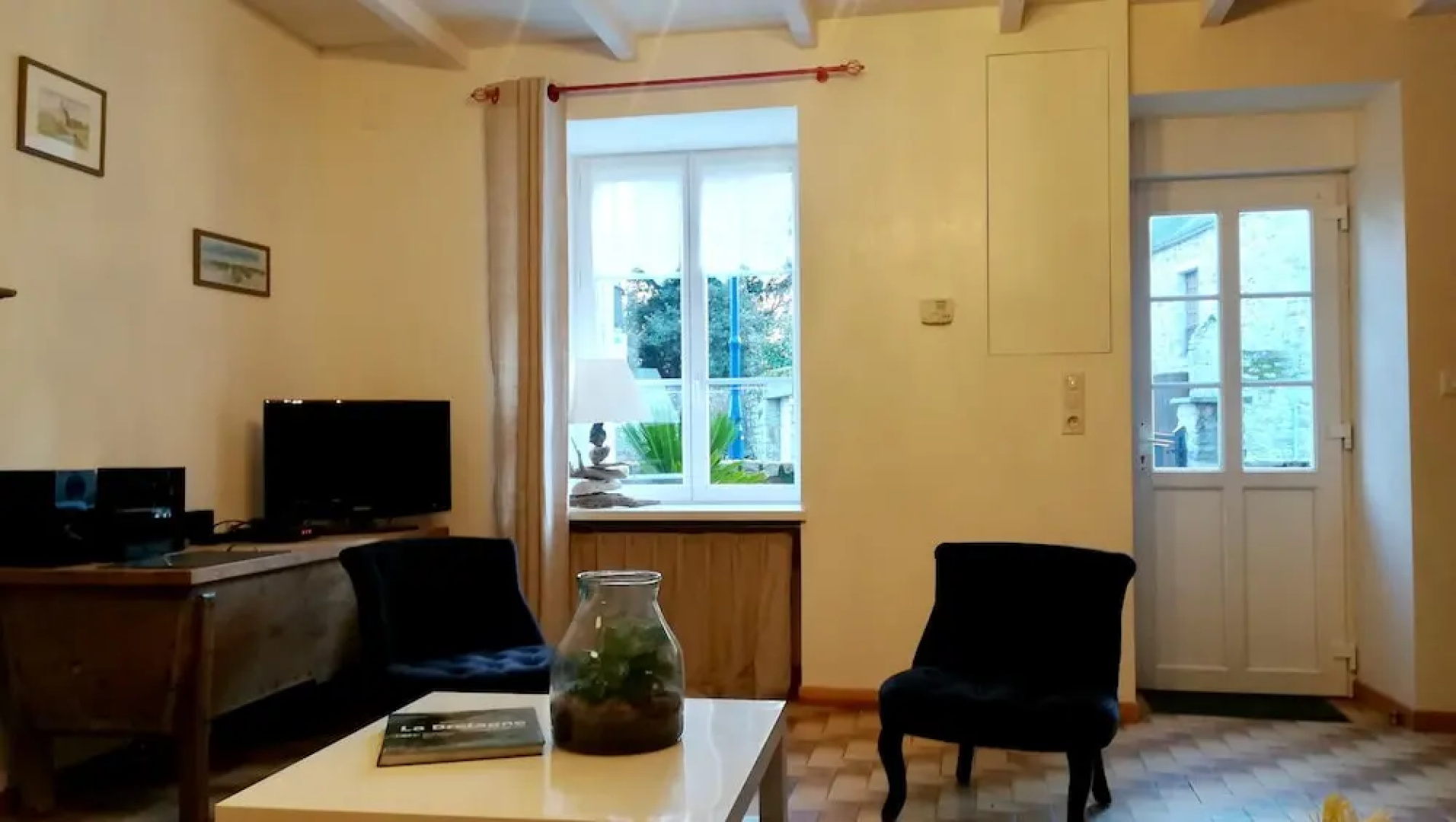 House With 2 Bedrooms in Le Vivier-sur-mer, With Furnished Terrace and Wifi