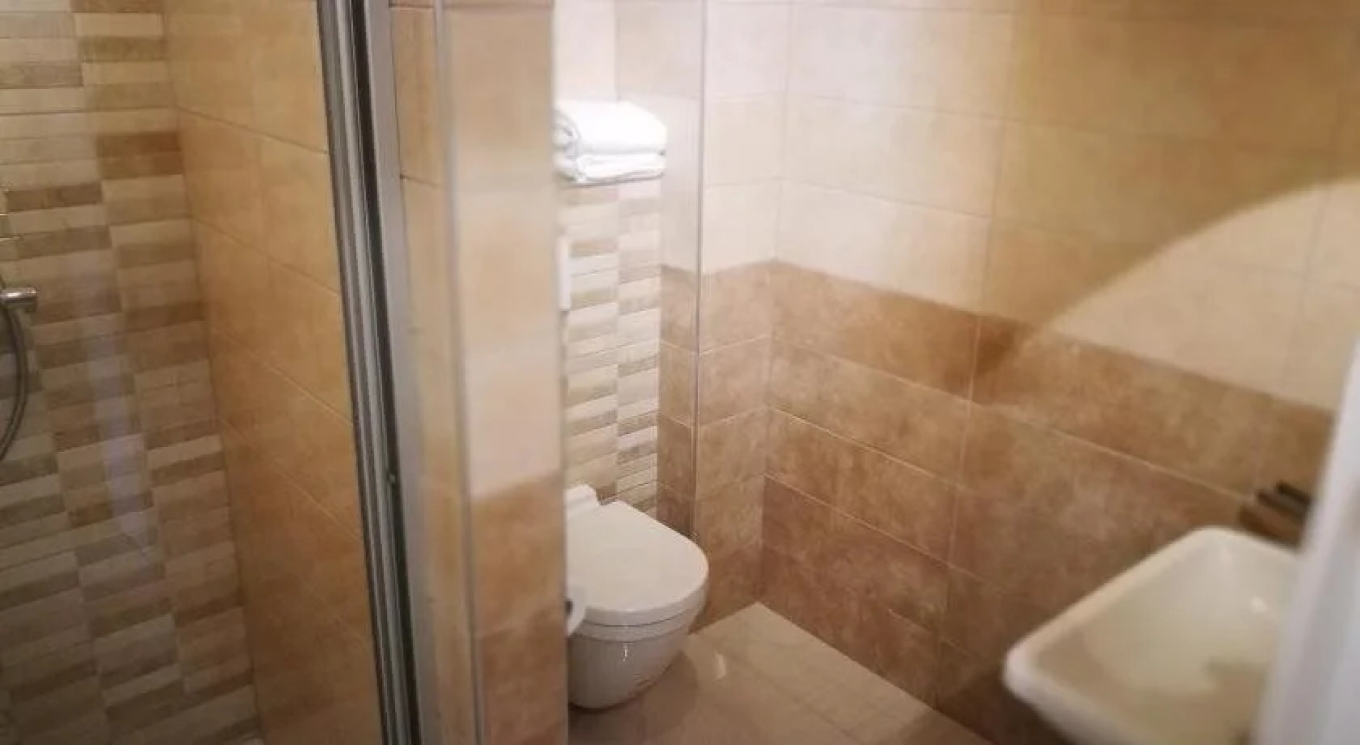 Mandarina Hotel STRASSEN