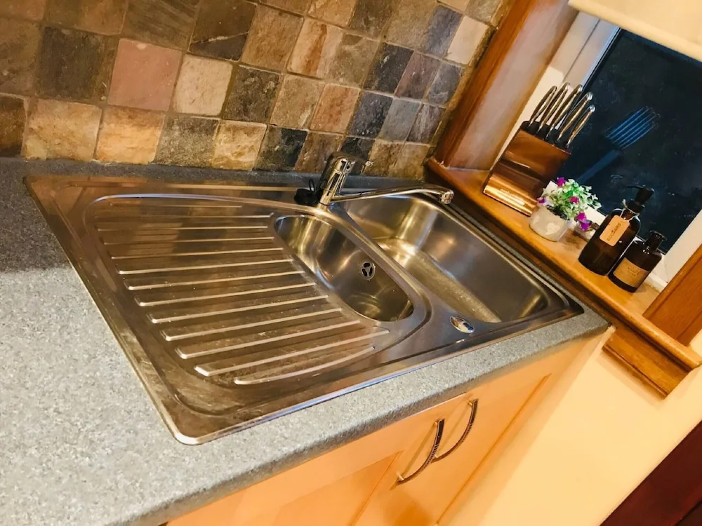 Station View Lodge - Near Balbirnie House Markinch