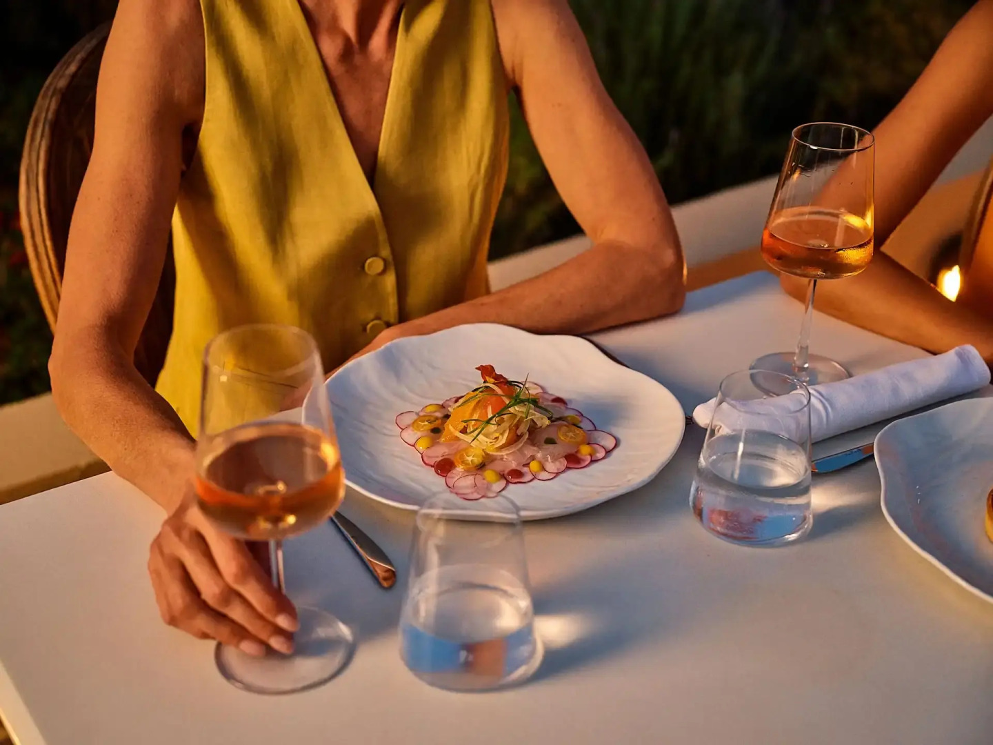 Avali, Mar-Bella Collection