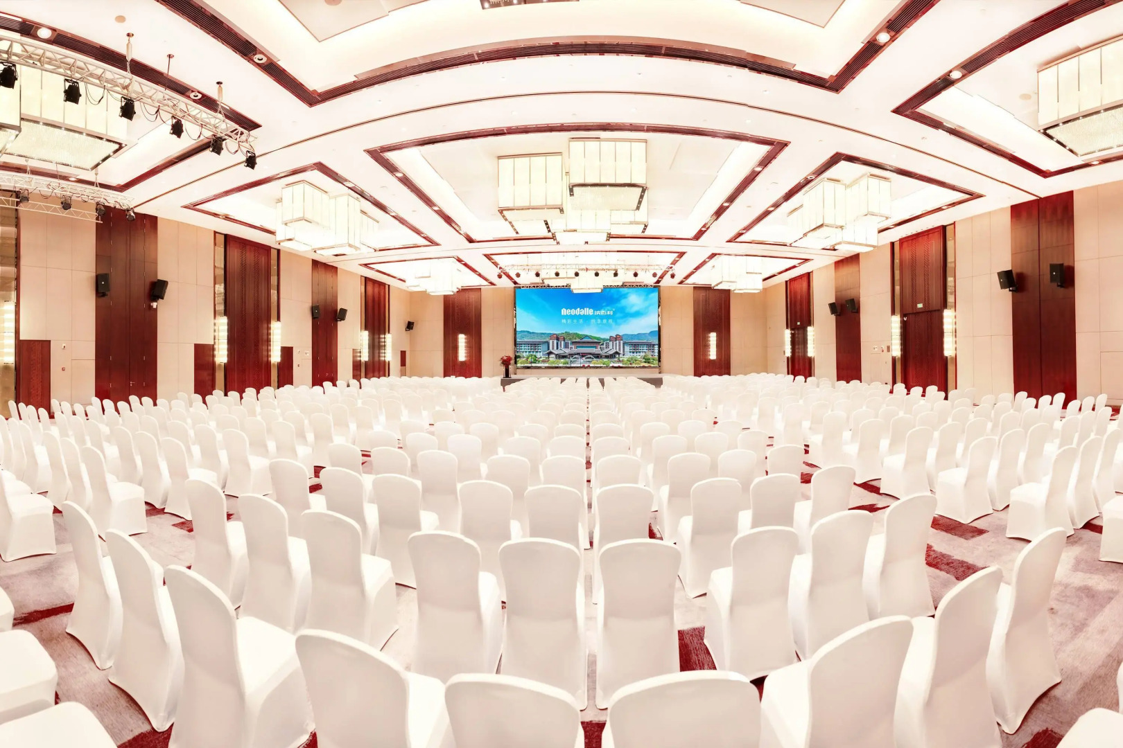 Neodalle Zhangjiajie Wulingyuan