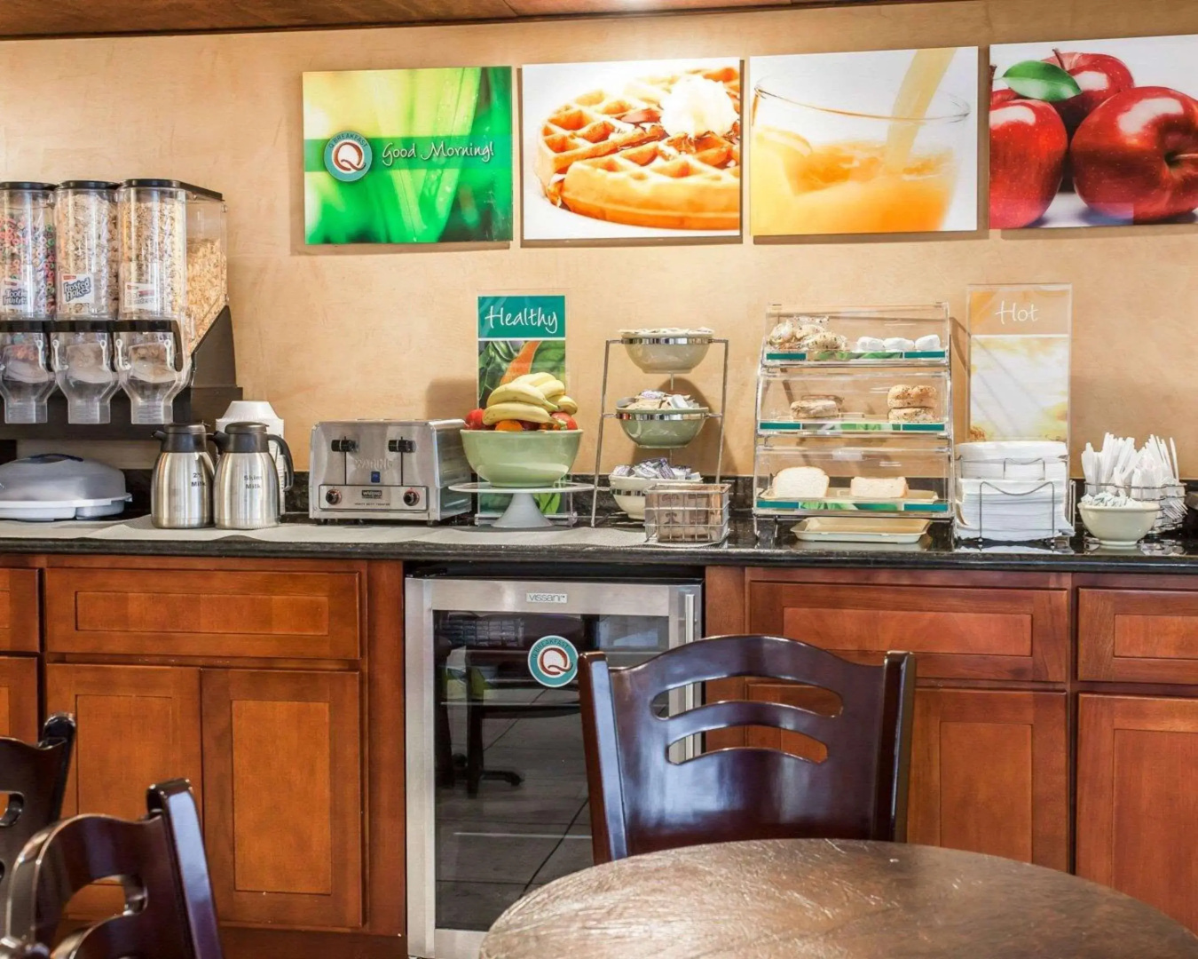 Okanogan Inn & Suites