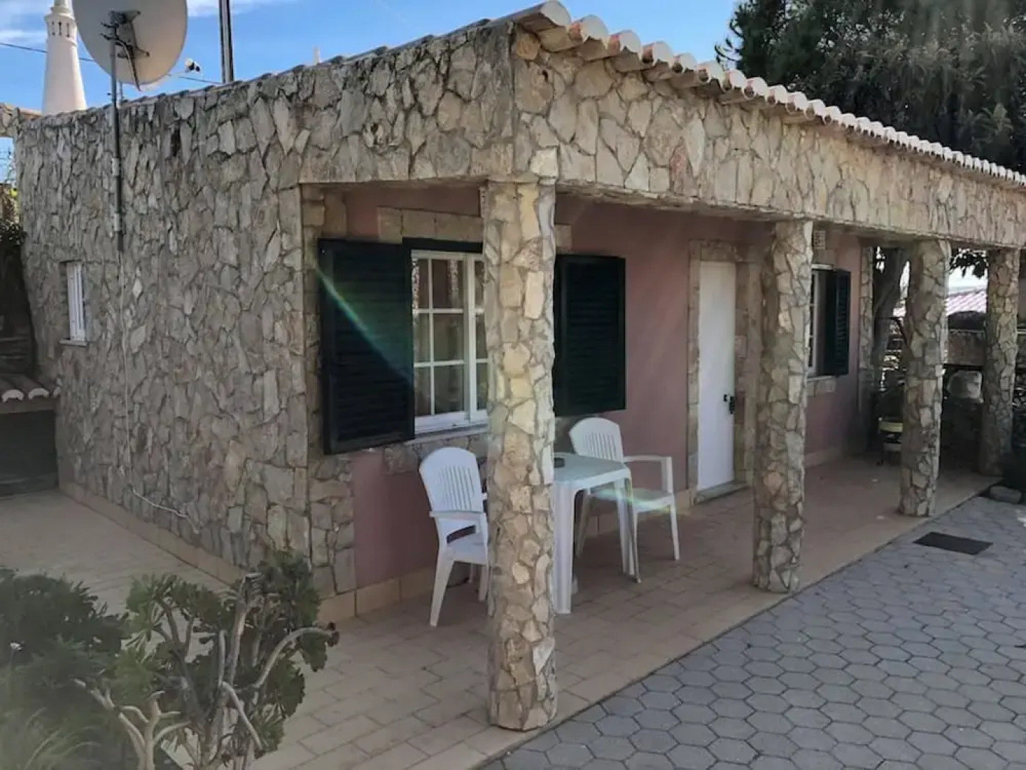 House With one Bedroom in Odiáxere, With Pool Access, Enclosed Garden and Wifi - 6 km From the Beach