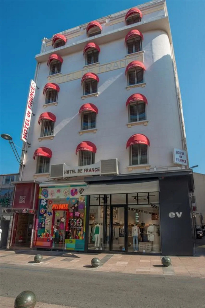 Hotel De France