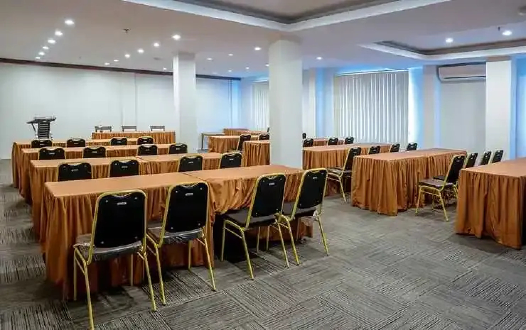 Favor Hotel Pekanbaru City Center