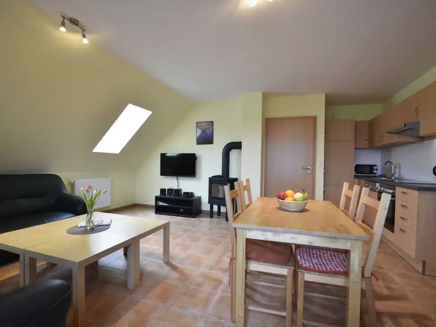 Idyllisches Ferienhaus mit Uberdachter Terrasse