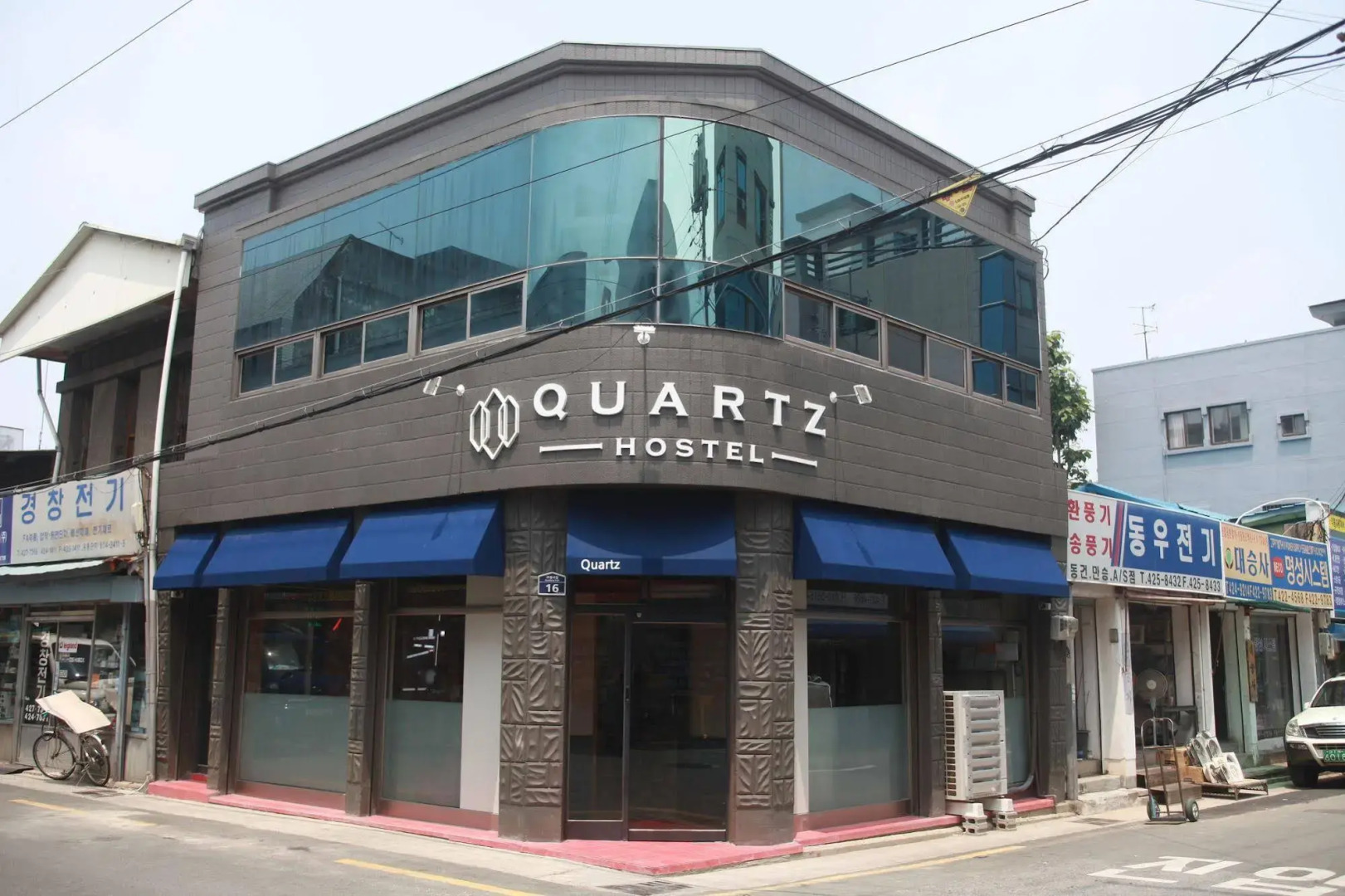 Quartz Hostel