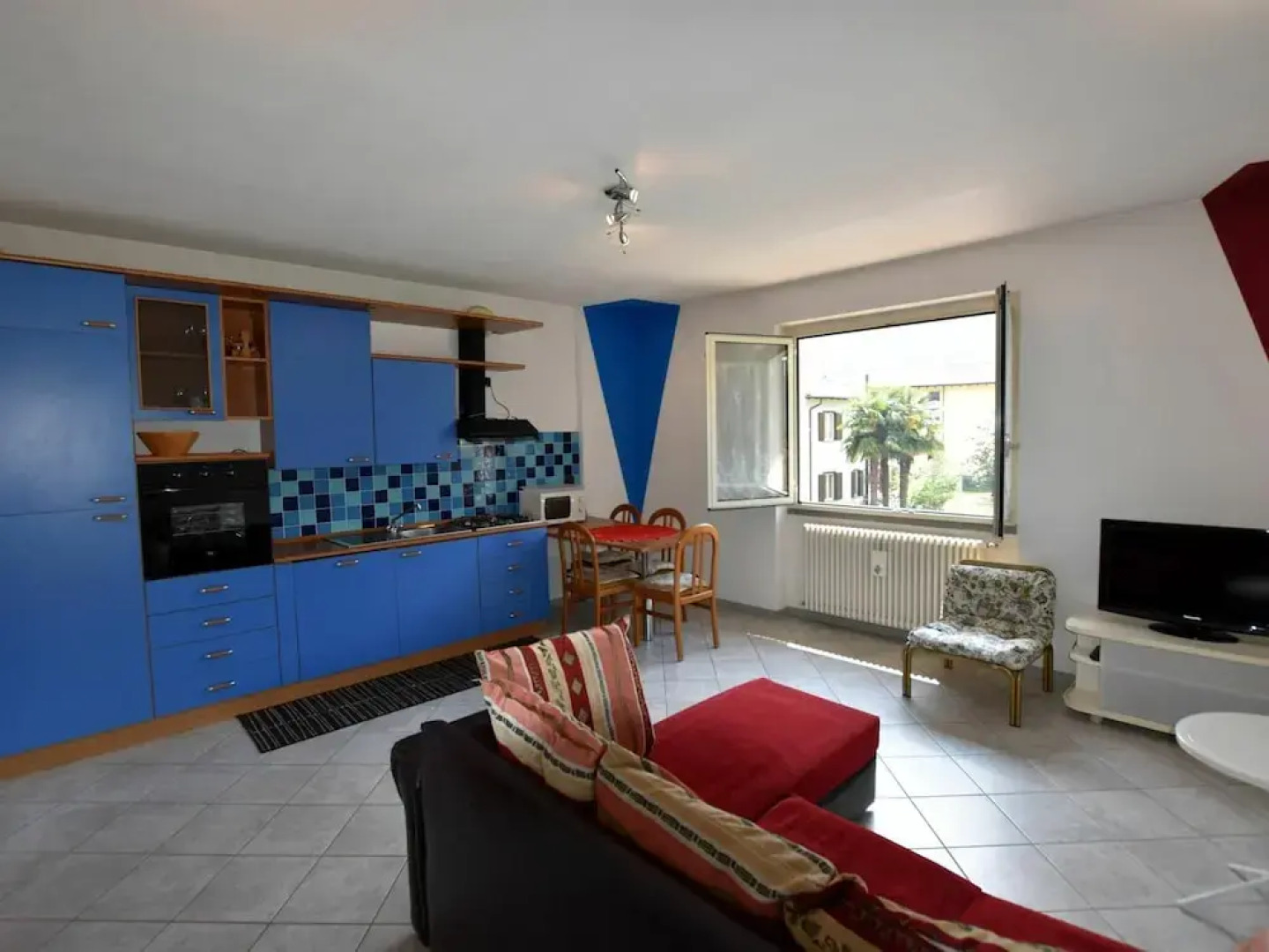 Belvilla by OYO Flat With Terrace Near the Lake