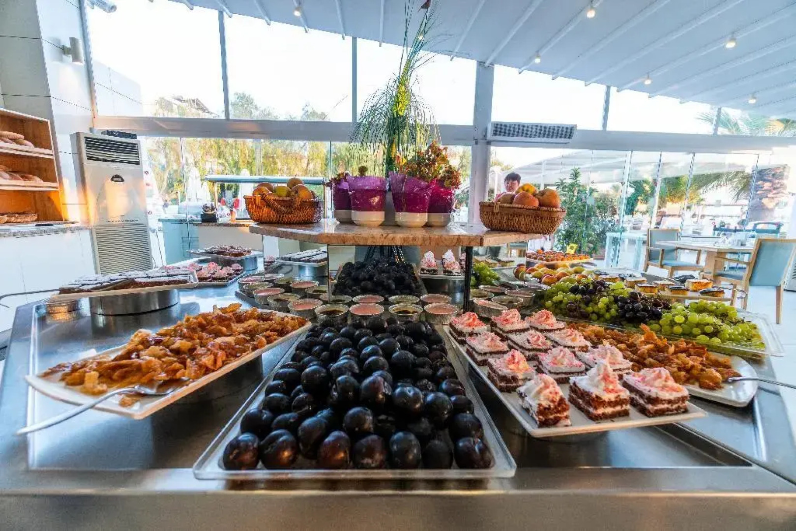 Dragut Point North Hotel