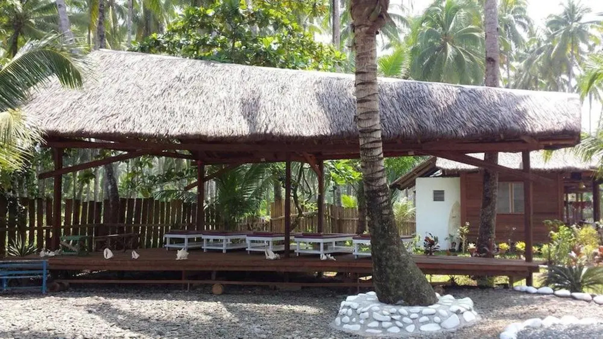 Babak Bungalows Surf and Yoga Resort