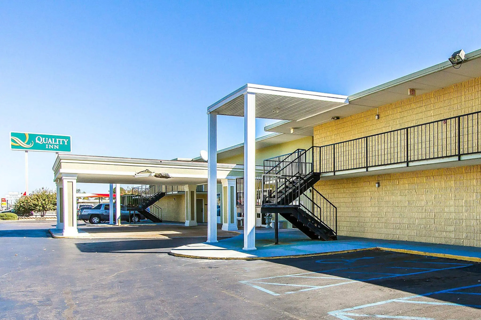 Quality Inn Millington