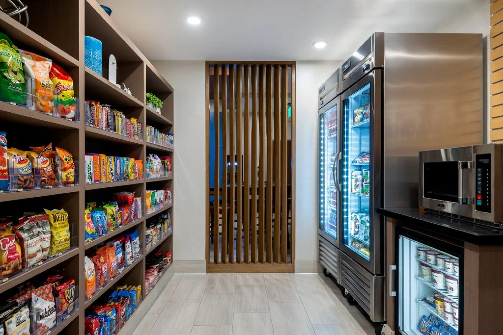 Holiday Inn Express & Suites Santa Ana - Orange County by IHG