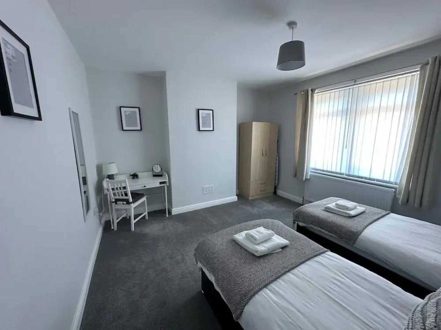 Storey Apartment - Downstairs 2bed Flat